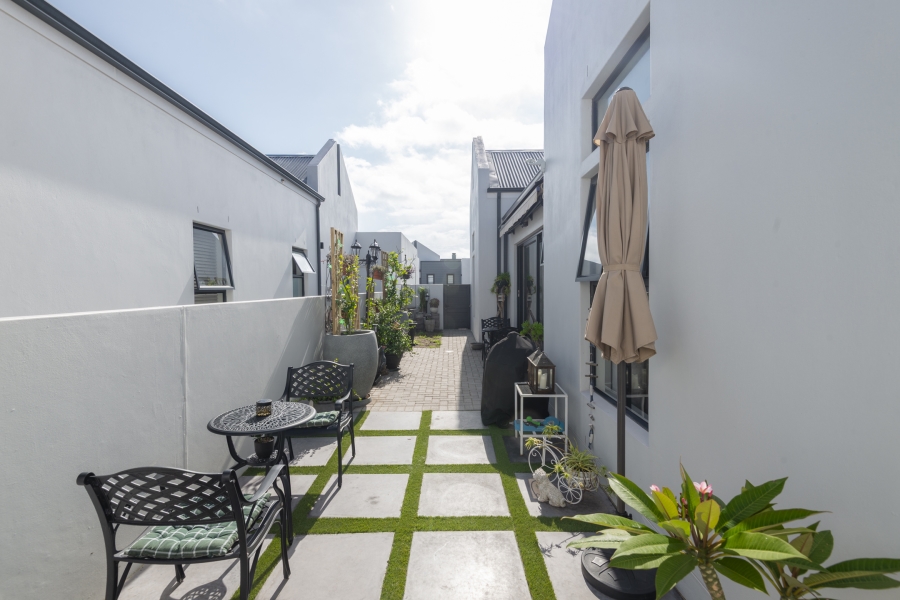 3 Bedroom Property for Sale in Laguna Western Cape